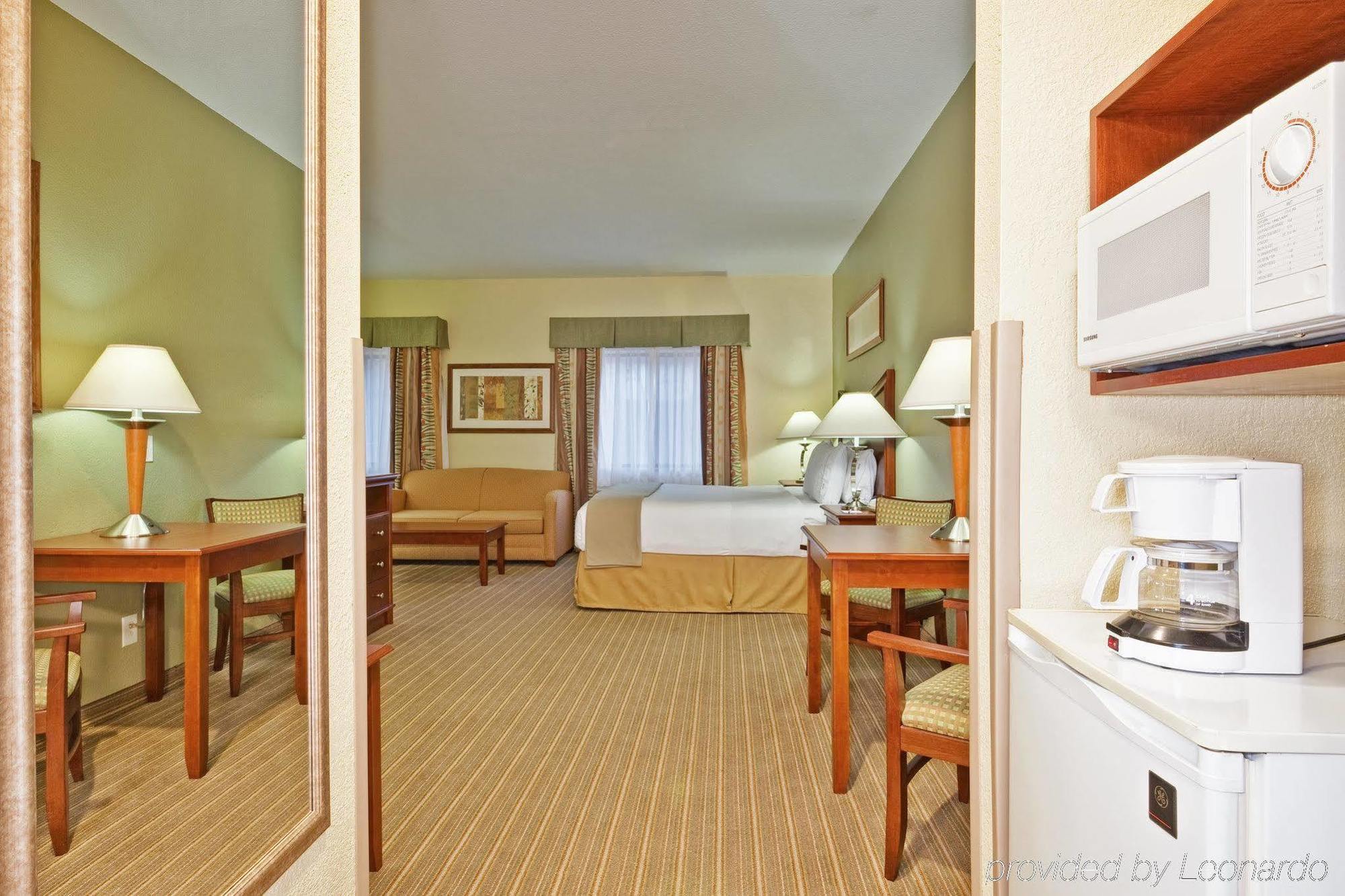 Holiday Inn Express Winfield - Teays Valley Hurricane Kamer foto