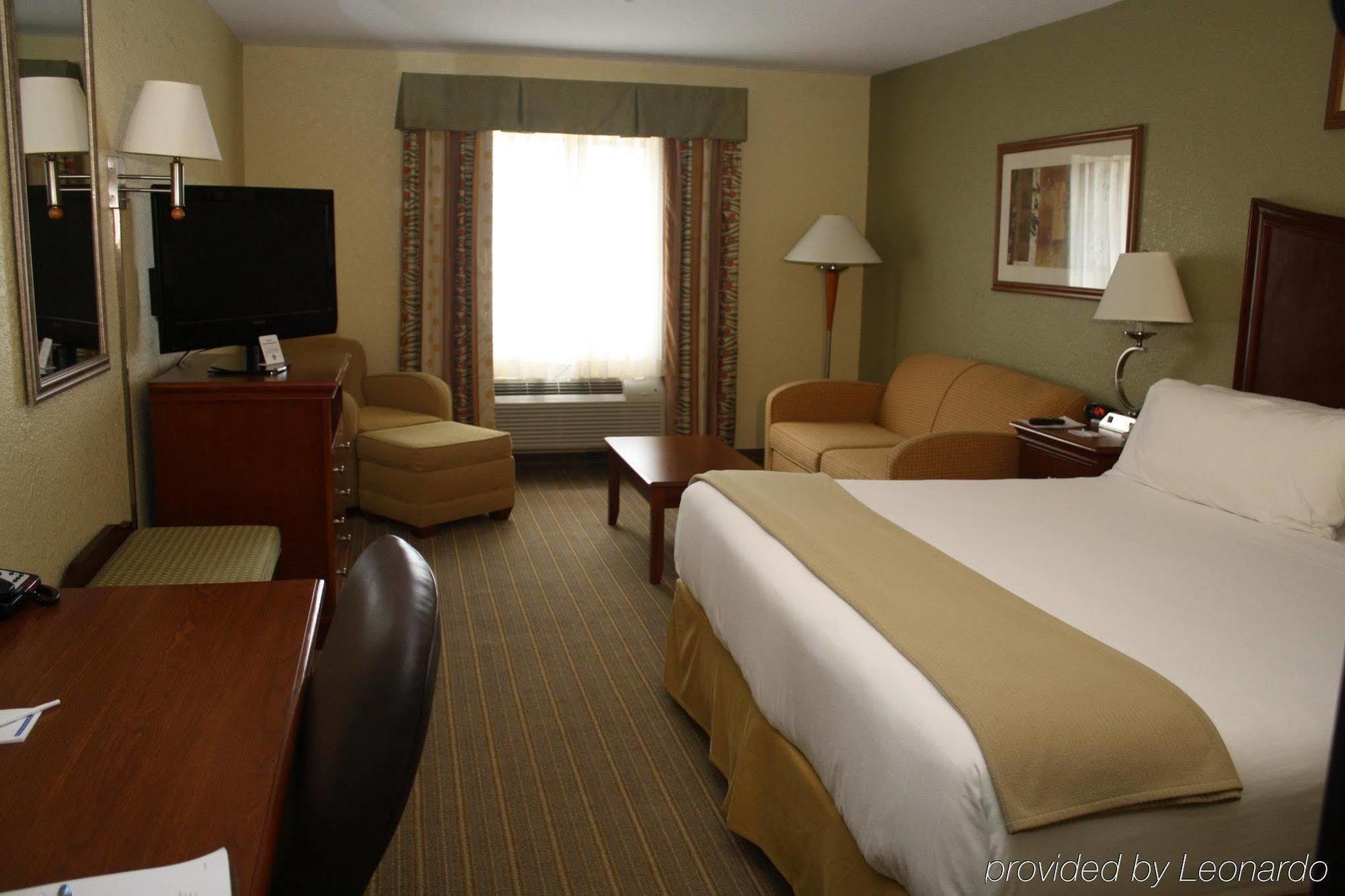 Holiday Inn Express Winfield - Teays Valley Hurricane Buitenkant foto