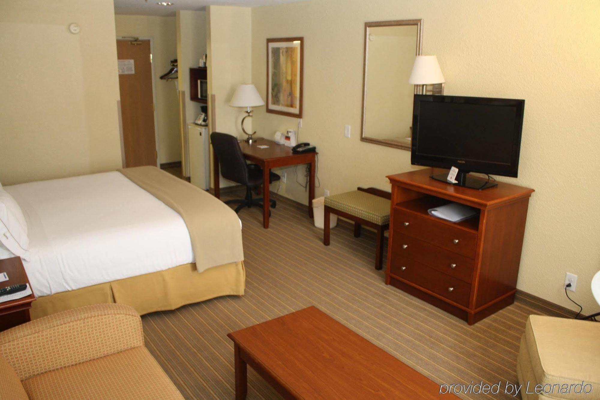 Holiday Inn Express Winfield - Teays Valley Hurricane Buitenkant foto