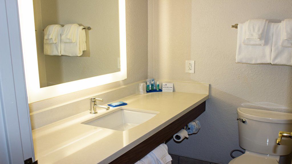 Holiday Inn Express Winfield - Teays Valley Hurricane Buitenkant foto