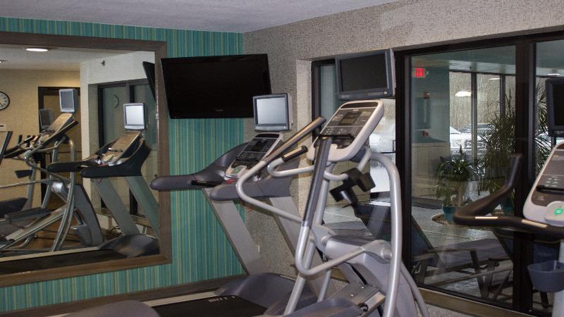 Holiday Inn Express Winfield - Teays Valley Hurricane Buitenkant foto
