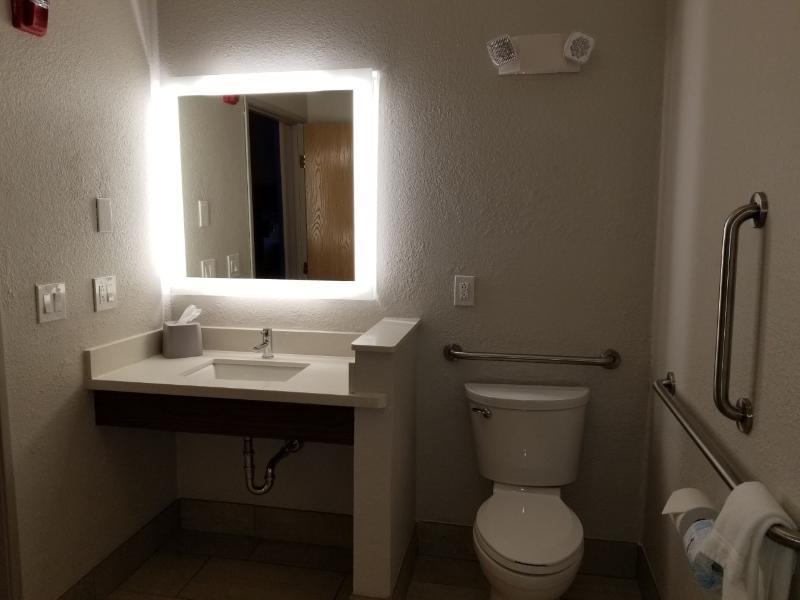 Holiday Inn Express Winfield - Teays Valley Hurricane Buitenkant foto