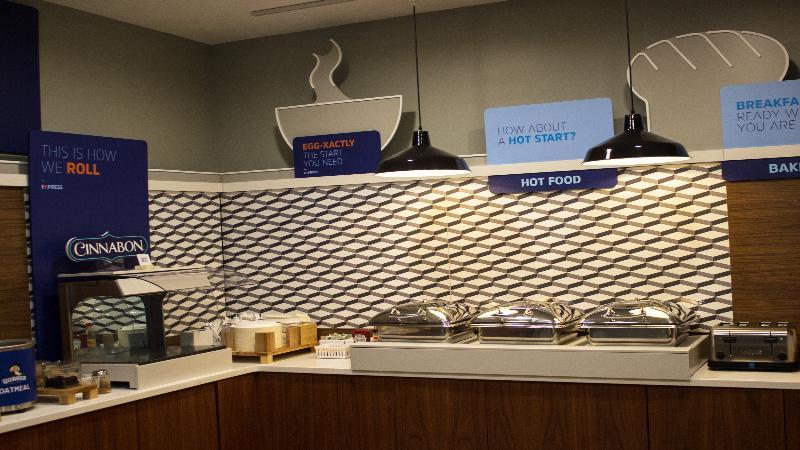 Holiday Inn Express Winfield - Teays Valley Hurricane Buitenkant foto